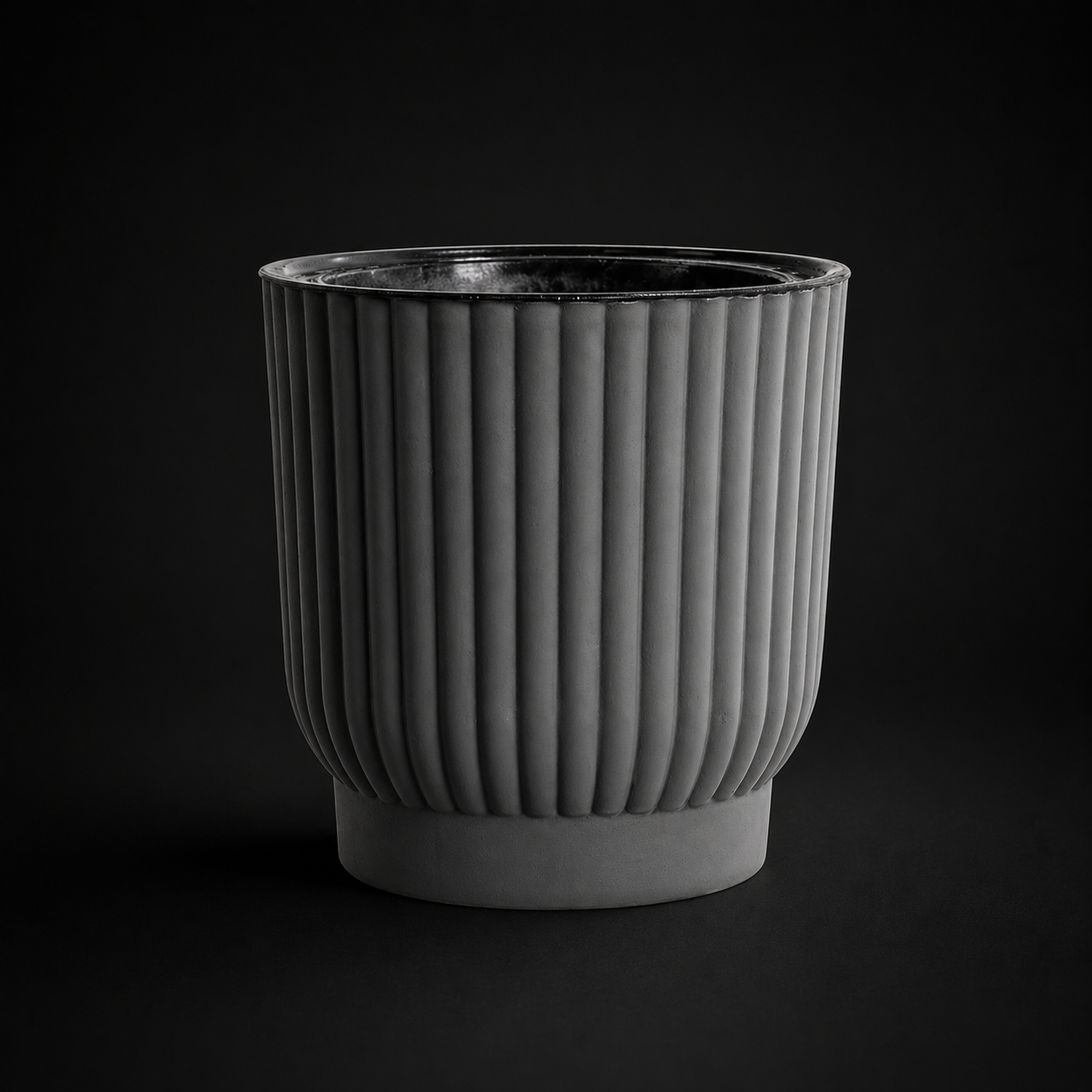 Sustainable Self-Watering Plant Pot